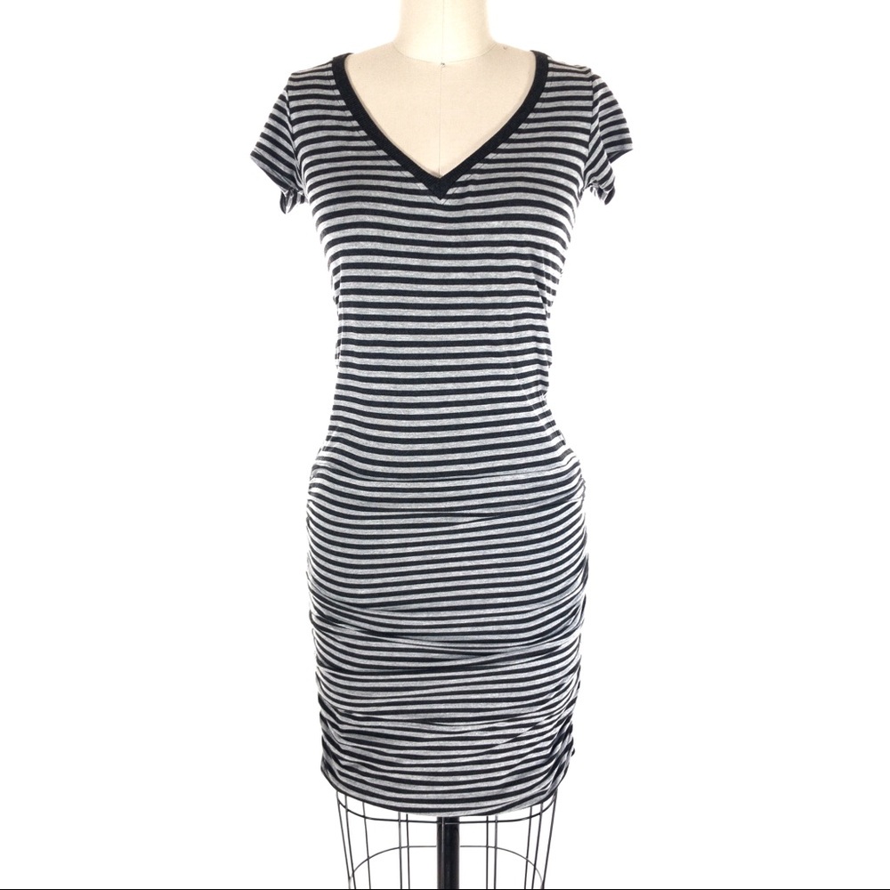 ATHLETA : XS Black Gray Striped Soft Jersey Stretch V-Neck Topanga Ruched Dress
